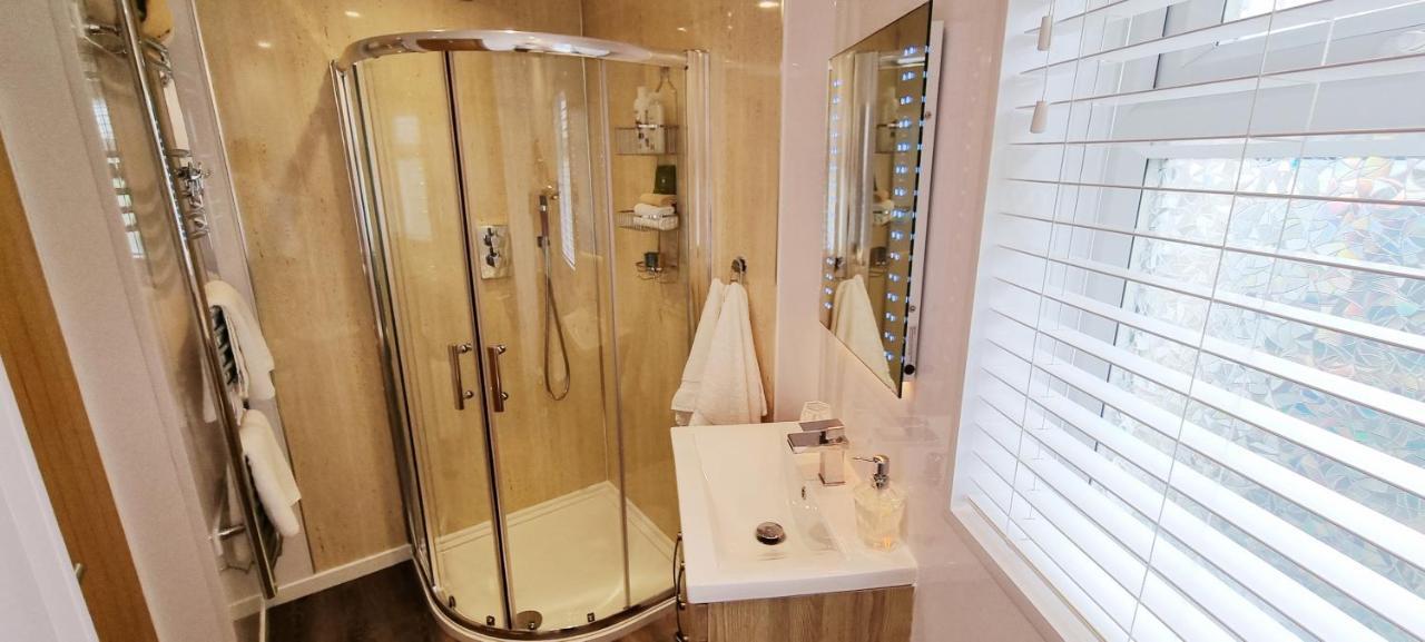 Marthys House With Hot Tub Looe Villa Екстериор снимка