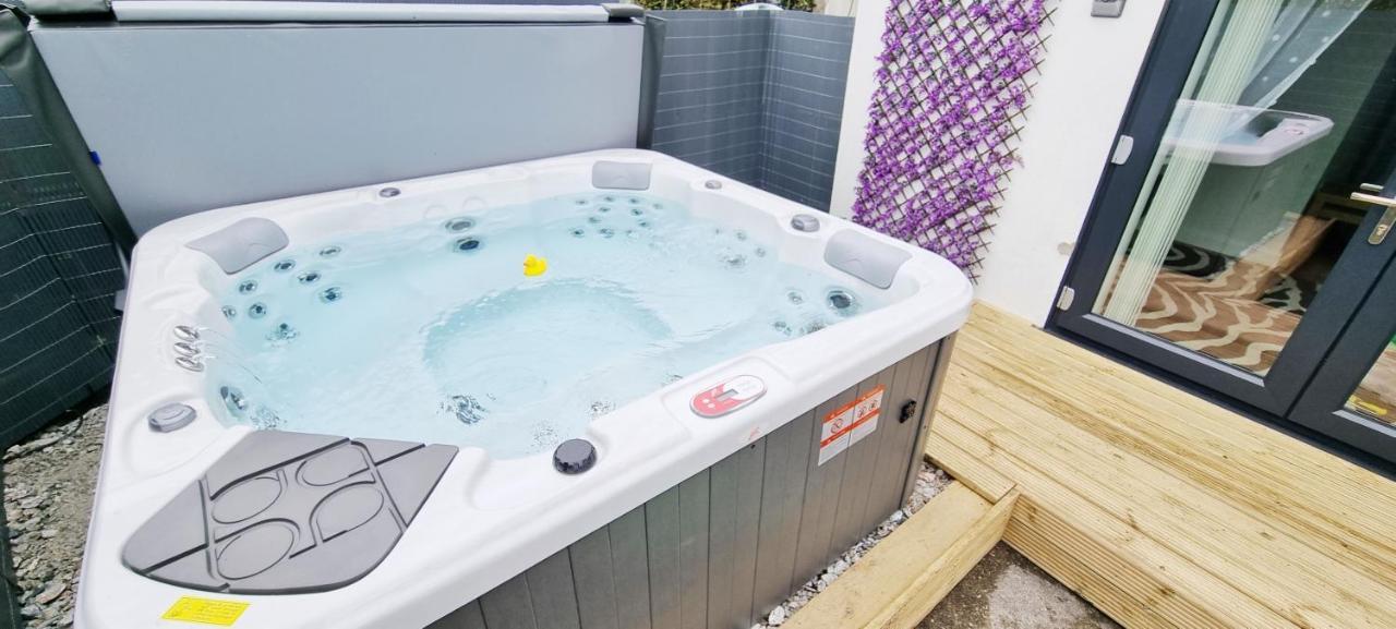 Marthys House With Hot Tub Looe Villa Екстериор снимка
